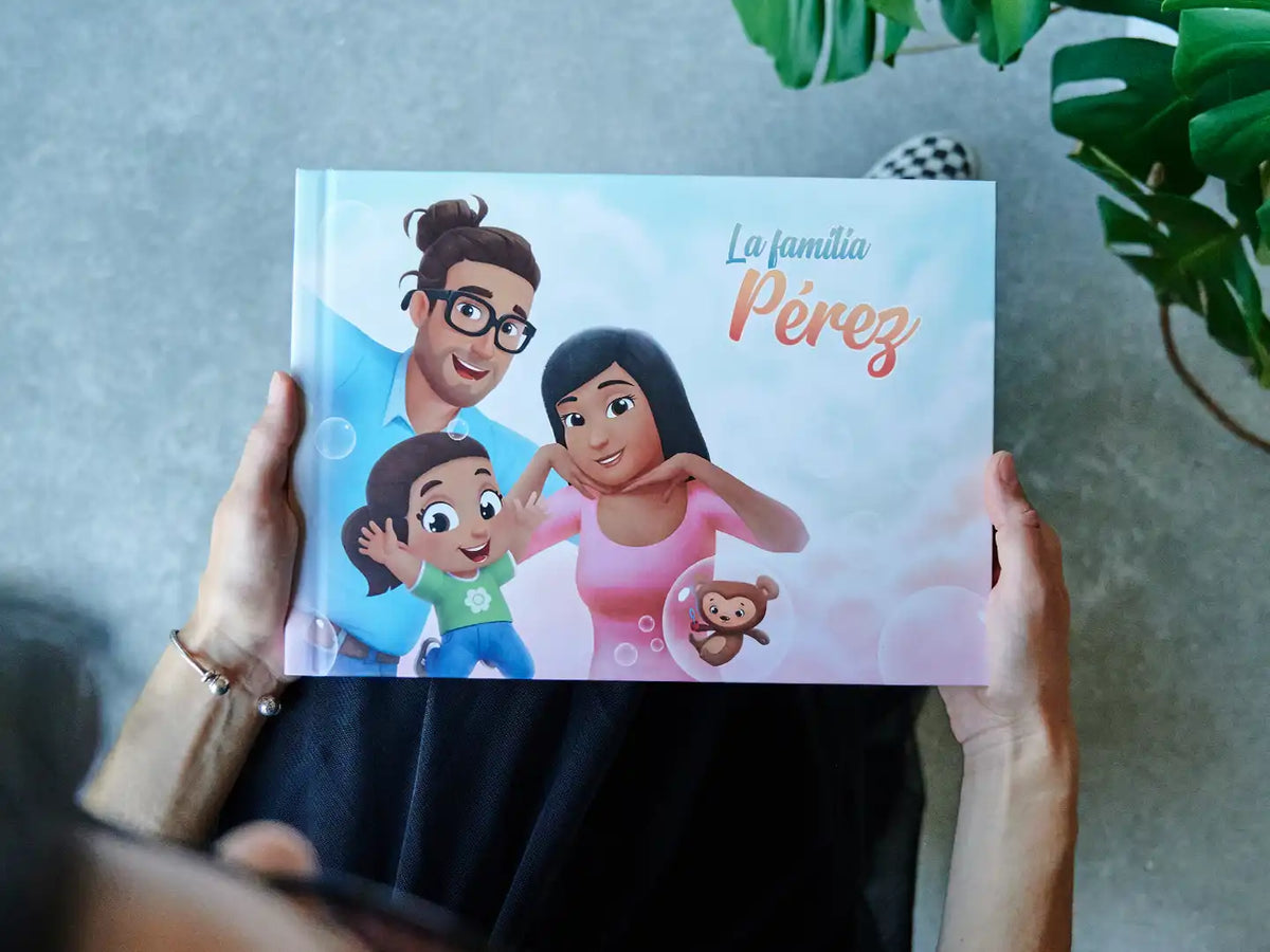 El mejor regalo familiar es un libro personalizado para una hija y sus padres.